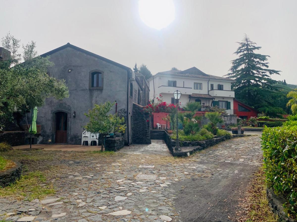 Villa Alessio - Case Vacanza Con Piscina Sull'Etna Puntalazzo Buitenkant foto