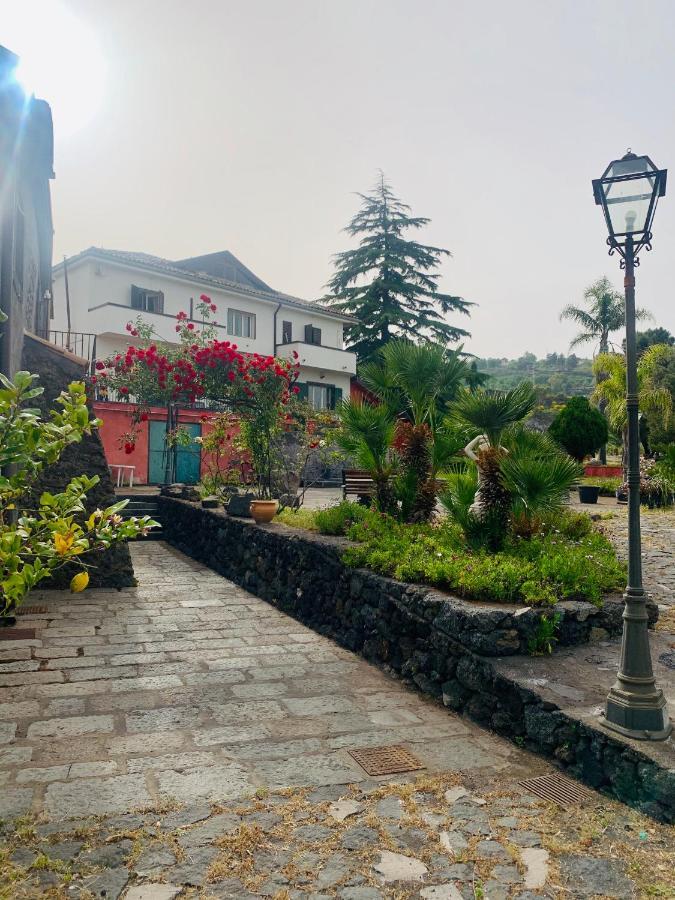 Villa Alessio - Case Vacanza Con Piscina Sull'Etna Puntalazzo Buitenkant foto