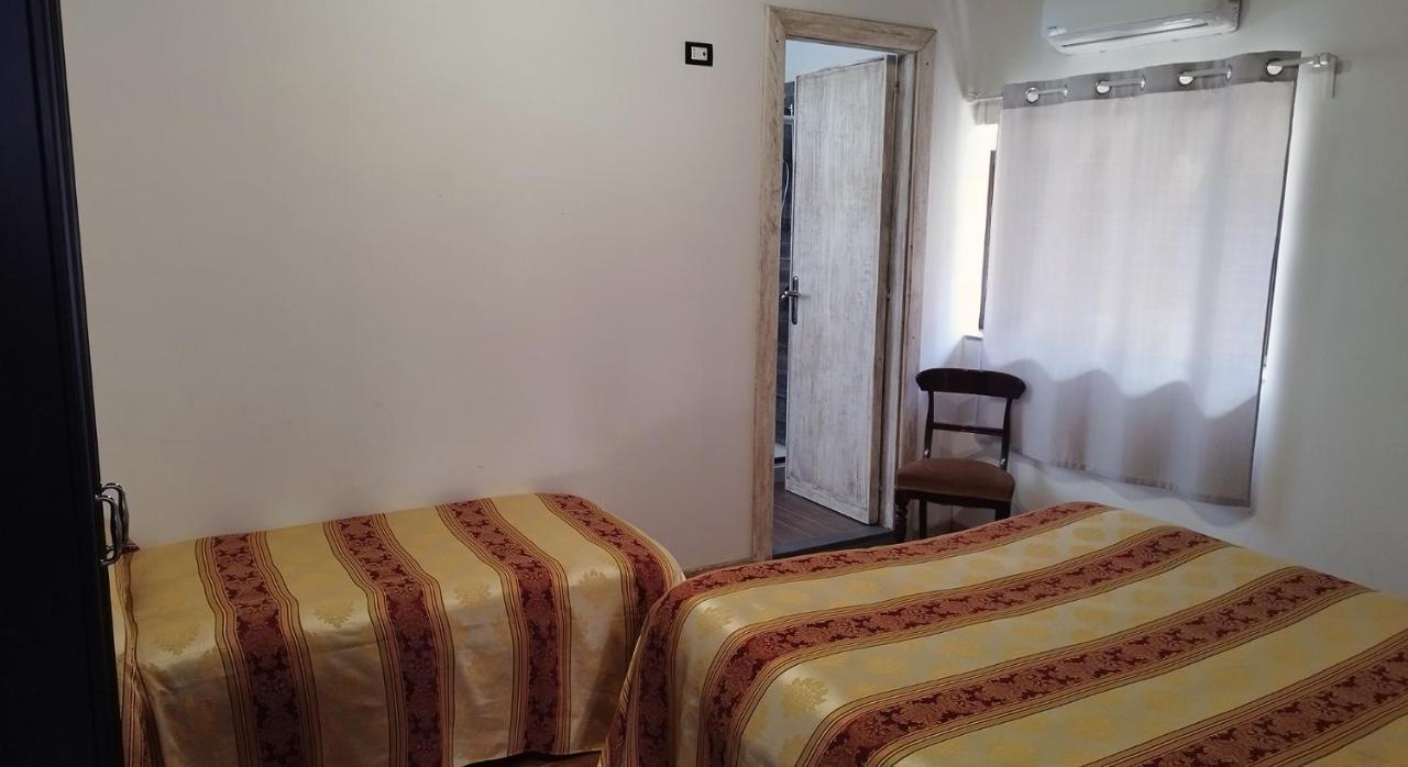 Villa Alessio - Case Vacanza Con Piscina Sull'Etna Puntalazzo Buitenkant foto