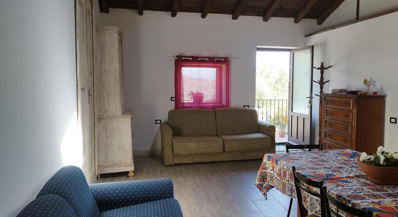 Villa Alessio - Case Vacanza Con Piscina Sull'Etna Puntalazzo Buitenkant foto